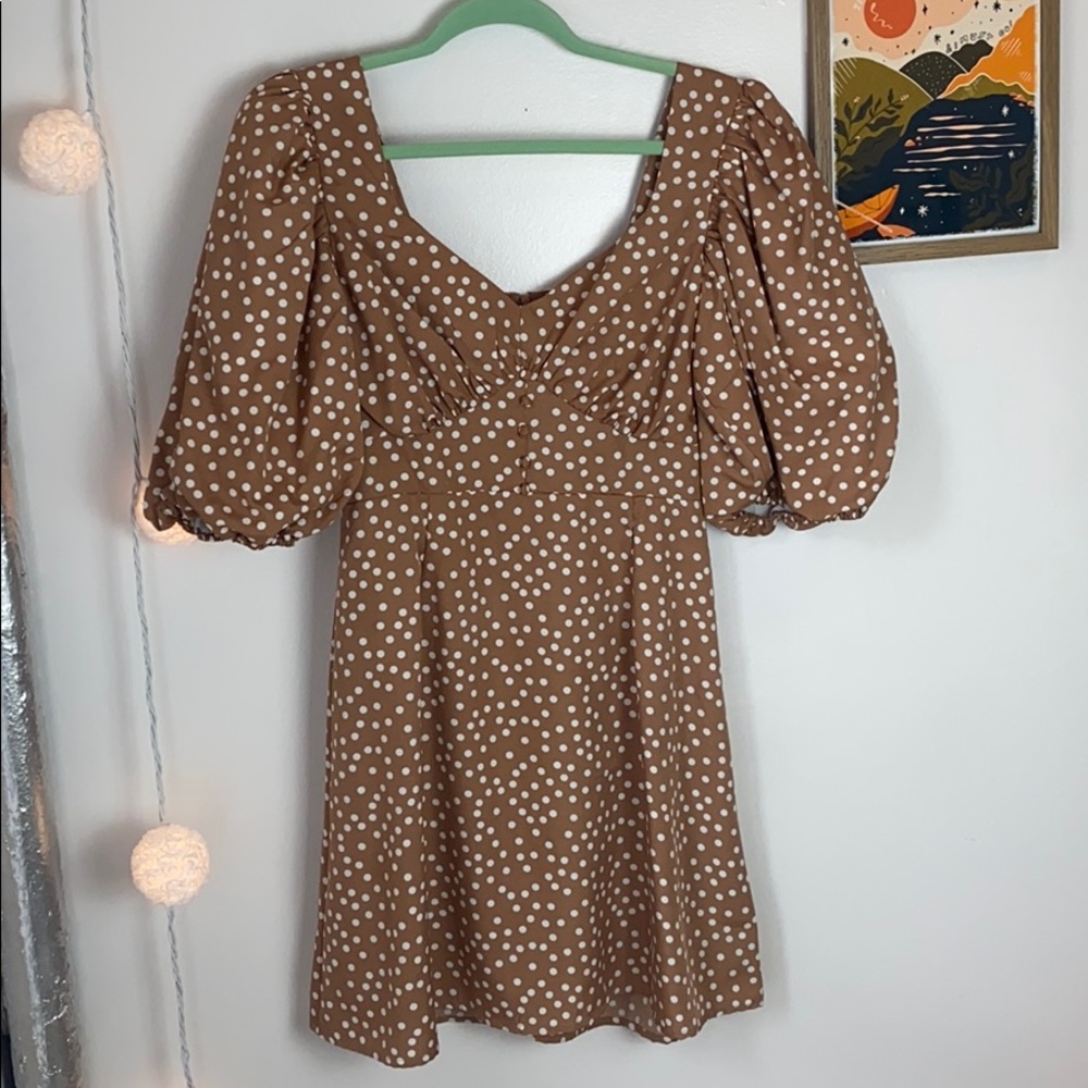 Polka dot puff sleeve dress